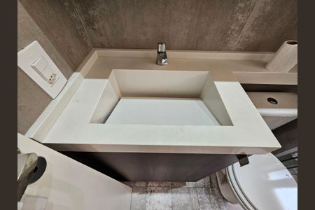 Apartamento para alugar com 41m², 2 quartos e 1 vaga Apartamento para alugar com 41m², 2 quartos e 1 vagaBanheiro