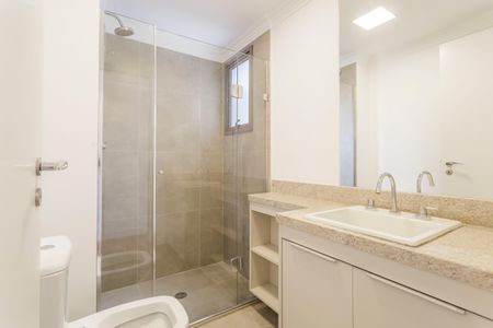 Apartamento à venda com 76m², 2 quartos e 2 vagasBanheiro da Suíte 2