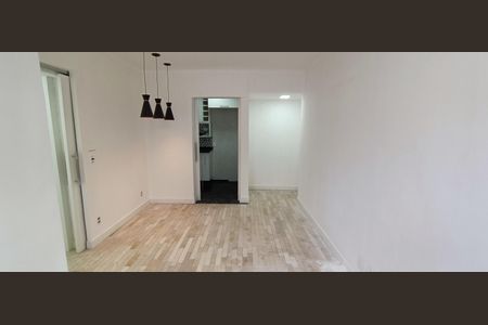 Apartamento à venda com 68m², 3 quartos e 2 vagasSala