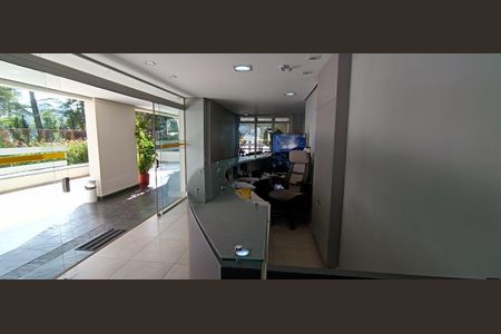 Apartamento à venda com 68m², 3 quartos e 2 vagasHall