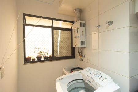 Apartamento para alugar com 70m², 3 quartos e 1 vagaÁrea de Serviço
