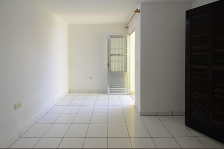 Casa à venda com 150m², 3 quartos e 2 vagas Casa à venda com 150m², 3 quartos e 2 vagasQuarto 3