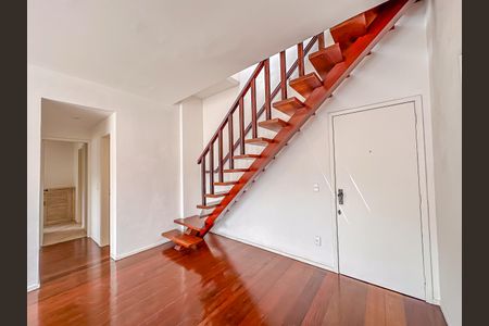 Apartamento à venda com 200m², 2 quartos e 2 vagas Apartamento à venda com 200m², 2 quartos e 2 vagasSala