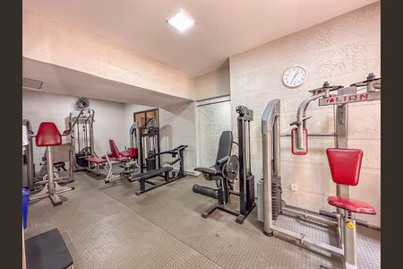 Apartamento à venda com 200m², 2 quartos e 2 vagas Apartamento à venda com 200m², 2 quartos e 2 vagasÁrea comum - Academia