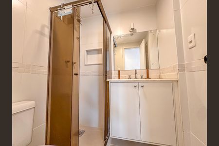 Apartamento à venda com 200m², 2 quartos e 2 vagas Apartamento à venda com 200m², 2 quartos e 2 vagasBanheiro