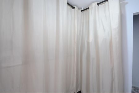 Casa à venda com 287m², 5 quartos e 1 vagaQuarto 2 ( Casa 2 )