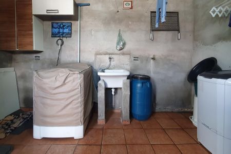 Casa à venda com 287m², 5 quartos e 1 vagaárea de serviço ( casa 1 )