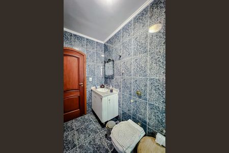 Casa à venda com 100m², 3 quartos e 2 vagasBanheiro da Suíte