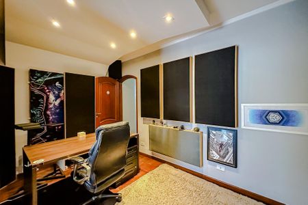 Casa à venda com 100m², 3 quartos e 2 vagasQuarto 1 - Suíte