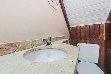 Casa de condomínio à venda com 107m², 4 quartos e 2 vagas Casa de condomínio à venda com 107m², 4 quartos e 2 vagasLavabo