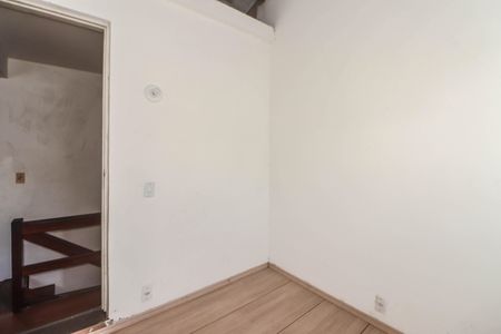 Casa de condomínio à venda com 107m², 4 quartos e 2 vagas Casa de condomínio à venda com 107m², 4 quartos e 2 vagasQuarto 2
