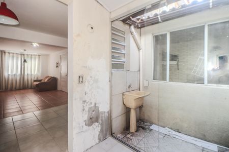 Casa de condomínio à venda com 107m², 4 quartos e 2 vagas Casa de condomínio à venda com 107m², 4 quartos e 2 vagasÁrea de Serviço