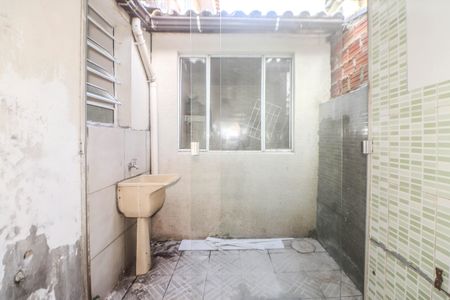 Casa de condomínio à venda com 107m², 4 quartos e 2 vagas Casa de condomínio à venda com 107m², 4 quartos e 2 vagasÁrea de Serviço