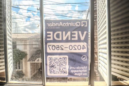 Casa de condomínio à venda com 107m², 4 quartos e 2 vagas Casa de condomínio à venda com 107m², 4 quartos e 2 vagasPlaquinha