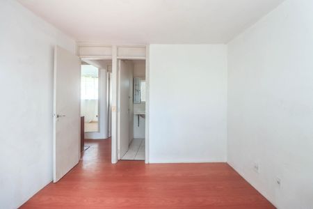 Casa de condomínio à venda com 107m², 4 quartos e 2 vagas Casa de condomínio à venda com 107m², 4 quartos e 2 vagasSuíte