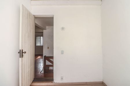 Casa de condomínio à venda com 107m², 4 quartos e 2 vagas Casa de condomínio à venda com 107m², 4 quartos e 2 vagasQuarto 2