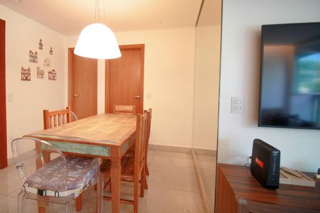 Apartamento à venda com 120m², 3 quartos e 4 vagasSala