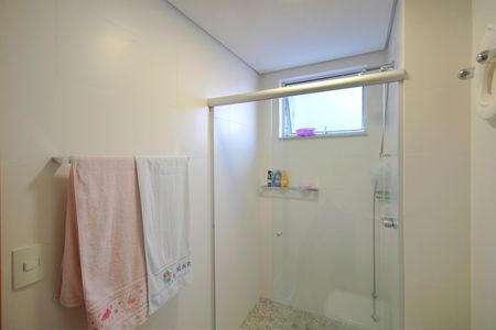Apartamento à venda com 120m², 3 quartos e 4 vagasBanheiro