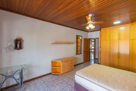 Casa à venda com 240m², 5 quartos e 3 vagasQuarto 2
