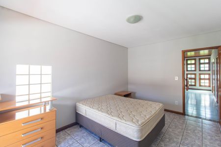 Casa à venda com 240m², 5 quartos e 3 vagasQuarto 1