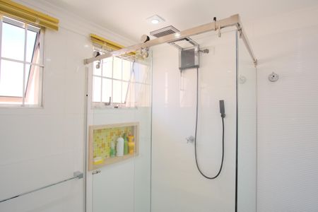 Casa à venda com 290m², 4 quartos e 5 vagasBanheiro da Suíte 3