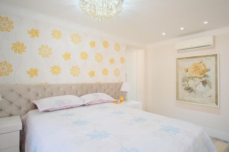 Casa à venda com 290m², 4 quartos e 5 vagasSuíte 3