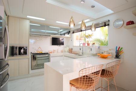 Casa à venda com 290m², 4 quartos e 5 vagasCozinha