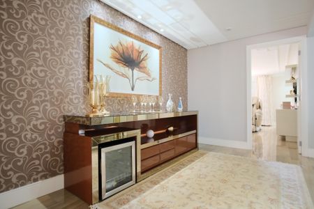 Casa à venda com 290m², 4 quartos e 5 vagasHall das Suítes