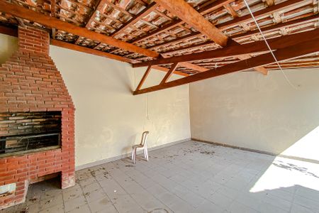 Casa à venda com 268m², 3 quartos e 4 vagasÁrea externa