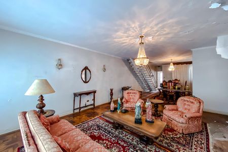 Casa à venda com 268m², 3 quartos e 4 vagasSala