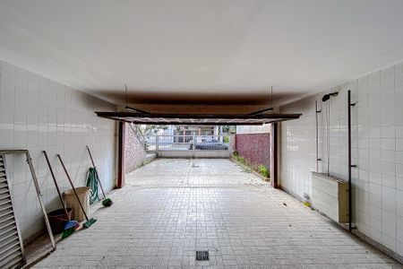 Casa à venda com 268m², 3 quartos e 4 vagasGaragem