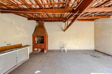 Casa à venda com 268m², 3 quartos e 4 vagasÁrea externa