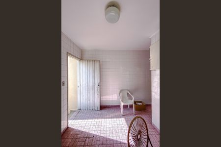 Casa à venda com 268m², 3 quartos e 4 vagasÁrea de Serviço