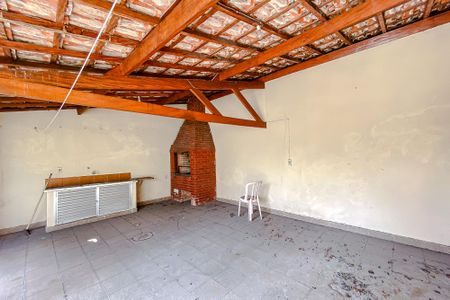 Casa à venda com 268m², 3 quartos e 4 vagasÁrea externa