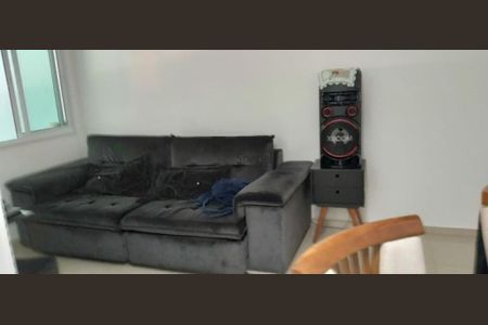 Casa à venda com 64m², 2 quartos e 2 vagas