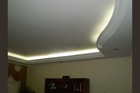 Casa à venda com 182m², 3 quartos e 2 vagas