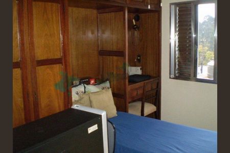 Casa à venda com 182m², 3 quartos e 2 vagas