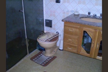 Casa à venda com 182m², 3 quartos e 2 vagas