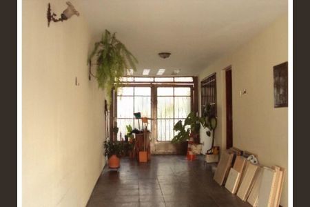 Casa à venda com 232m², 5 quartos e 4 vagas