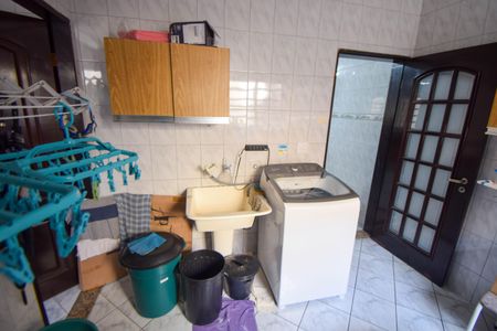 Casa à venda com 280m², 3 quartos e 2 vagasArea de Serviço