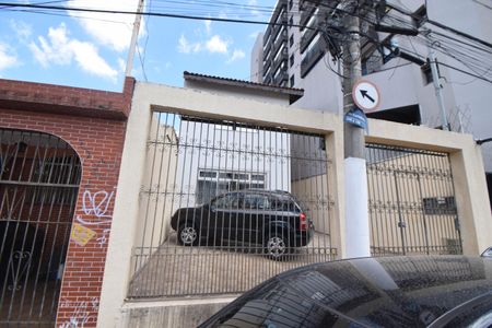 Casa à venda com 280m², 3 quartos e 2 vagasFachada
