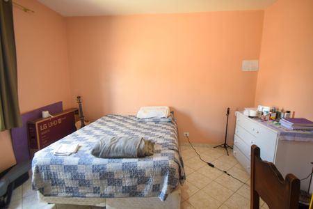 Casa à venda com 280m², 3 quartos e 2 vagasQuarto 1