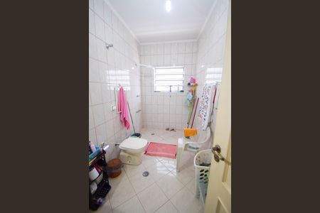 Casa à venda com 280m², 3 quartos e 2 vagasBanheiro da Suíte