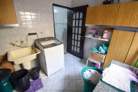 Casa à venda com 280m², 3 quartos e 2 vagasArea de Serviço
