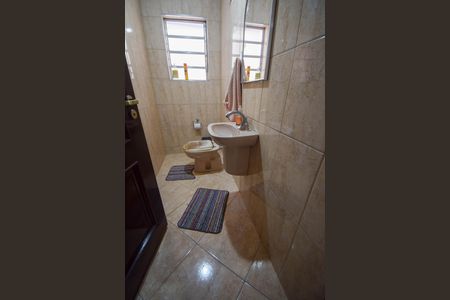 Casa à venda com 280m², 3 quartos e 2 vagasLavabo