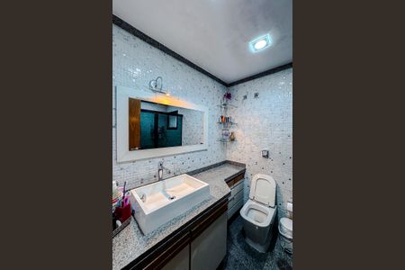 Apartamento à venda com 188m², 4 quartos e 3 vagasBanheiro