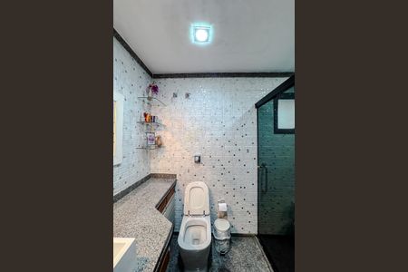 Apartamento à venda com 188m², 4 quartos e 3 vagasBanheiro