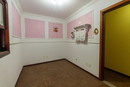 Casa à venda com 248m², 3 quartos e 4 vagasQuarto 2