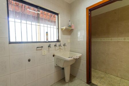 Casa à venda com 248m², 3 quartos e 4 vagasÁrea de Serviço