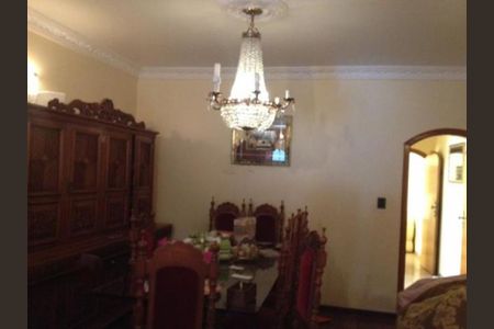 Casa à venda com 410m², 3 quartos e 2 vagas